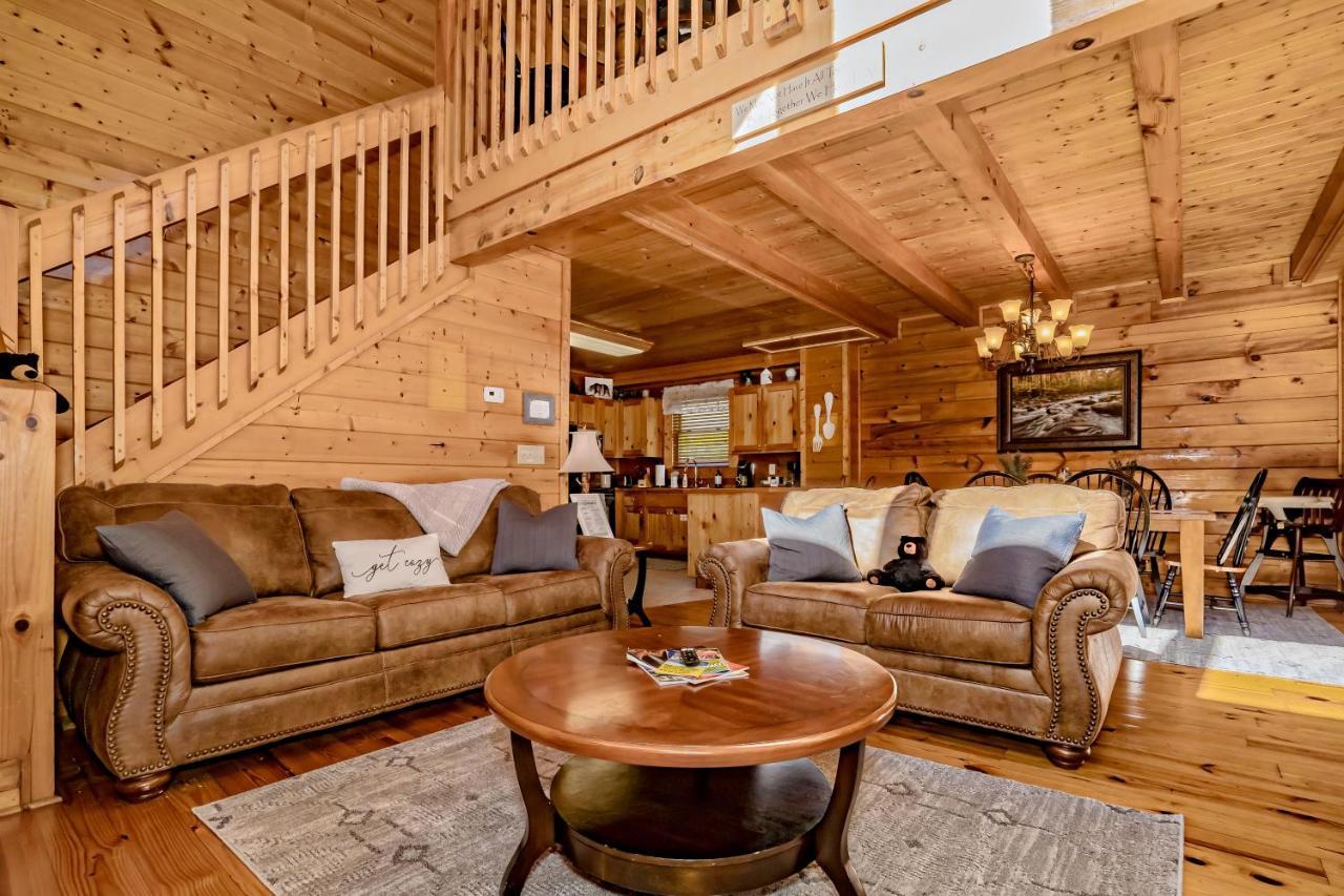 *Family Friendly Cabin Near Dollywood! Pigeon Forge Exterior photo