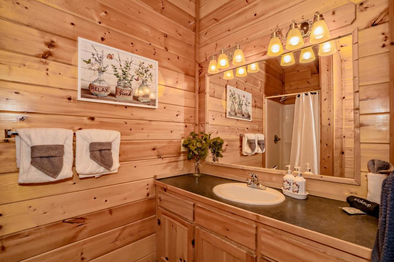 *Family Friendly Cabin Near Dollywood! Pigeon Forge Exterior photo